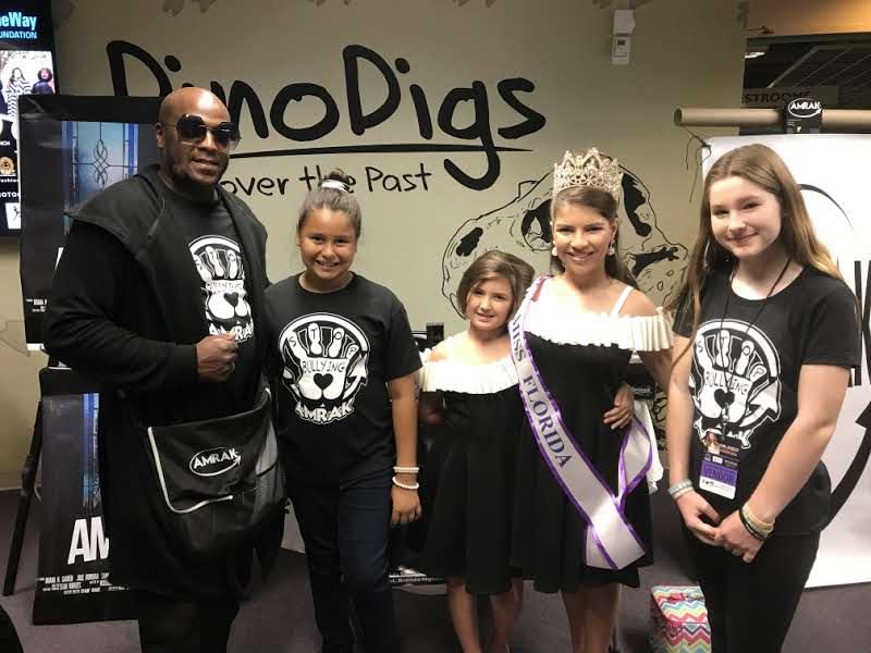 Издевательства над детьми в США